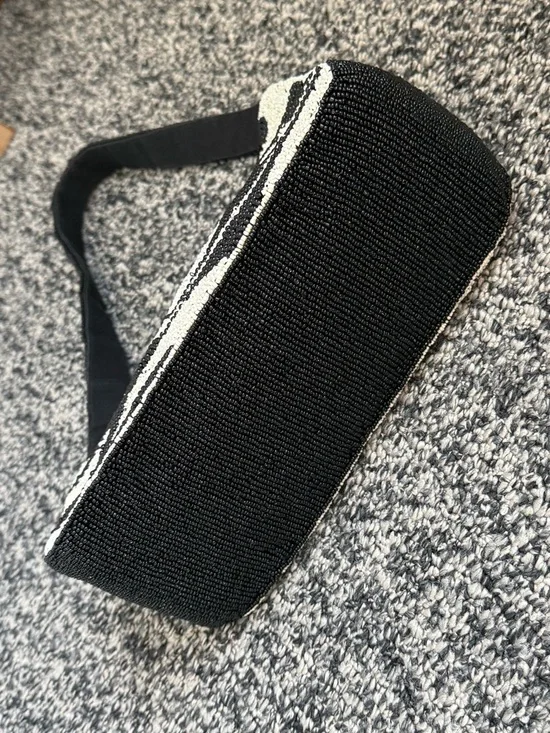 Anthropologie Asymmetric Beaded Shoulder Bag - Picture 6 of 7